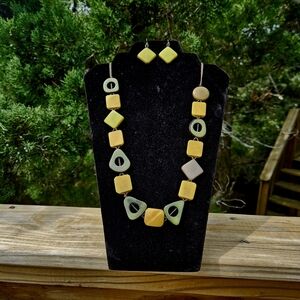 Handmade Tagua Necklace and earrings